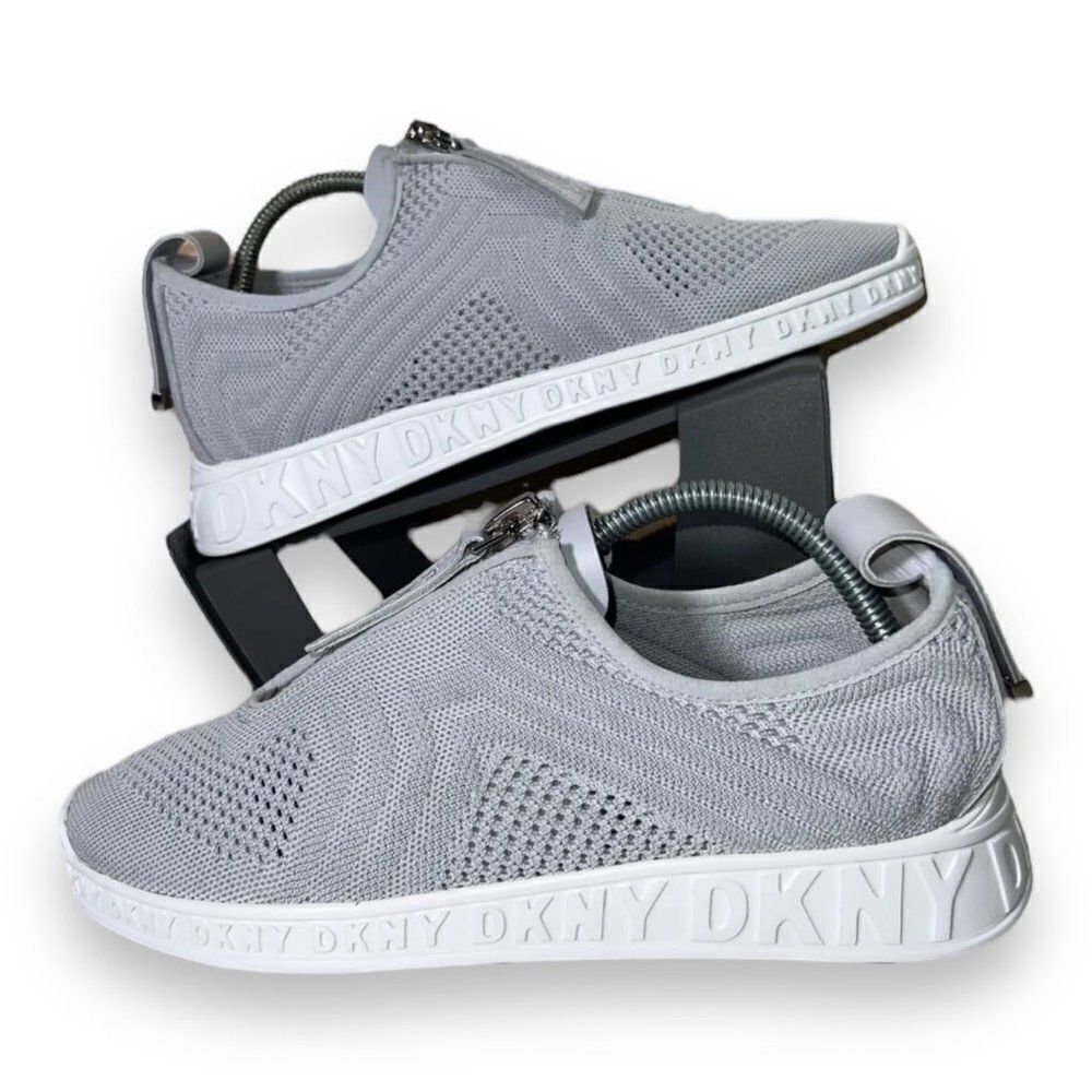 DKNY Melissa Knit Sneakers‎ Warm Grey K1066553 Women's 9